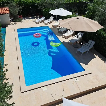 Big Pool Apartament *